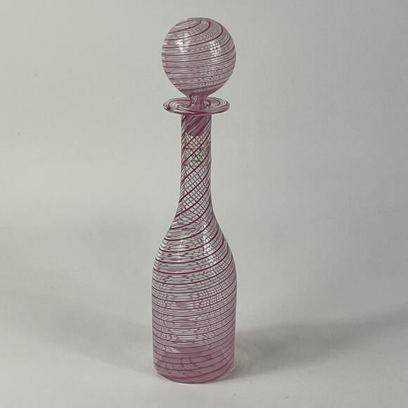 Murano Filigrana Stoppered Vase Mouth Blown White Pink Striped Art Glass Signed - Picture 1 of 11